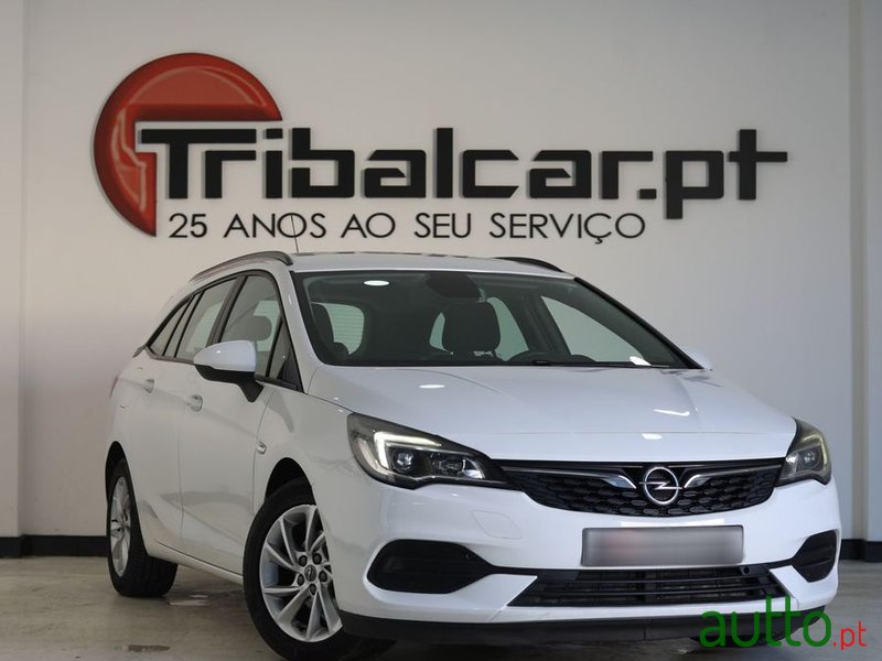 2020' Opel Astra Sports Tourer photo #1