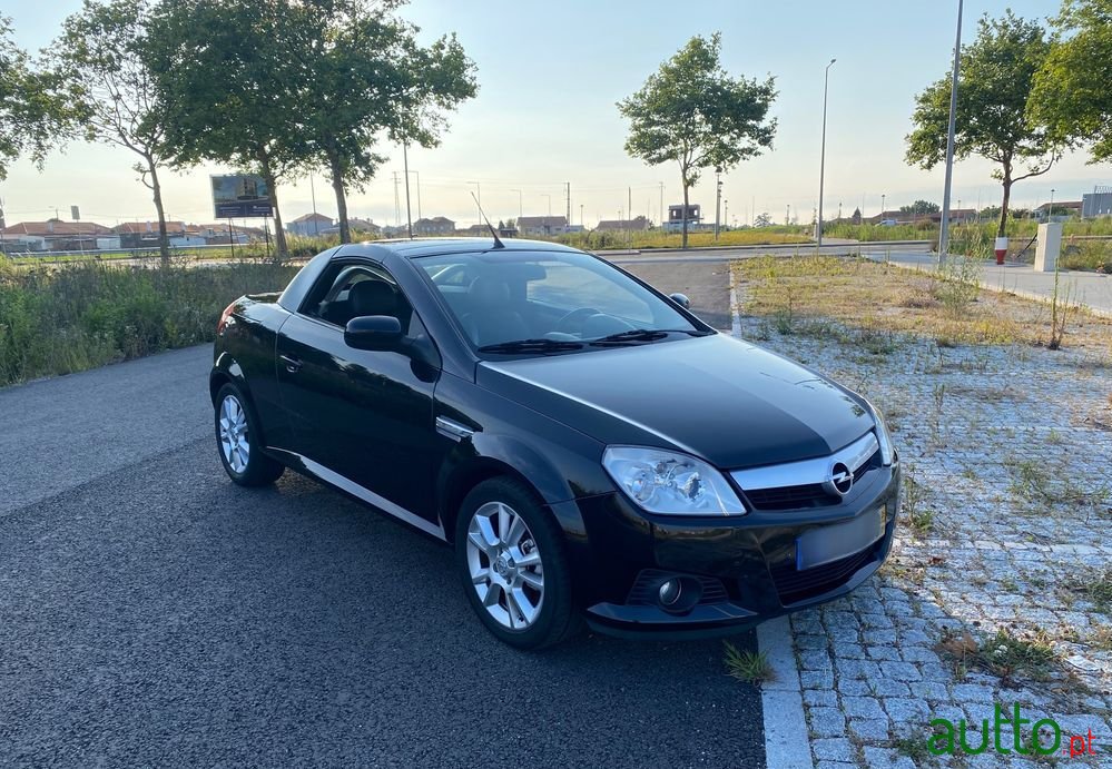 2006' Opel Tigra Twintop photo #3
