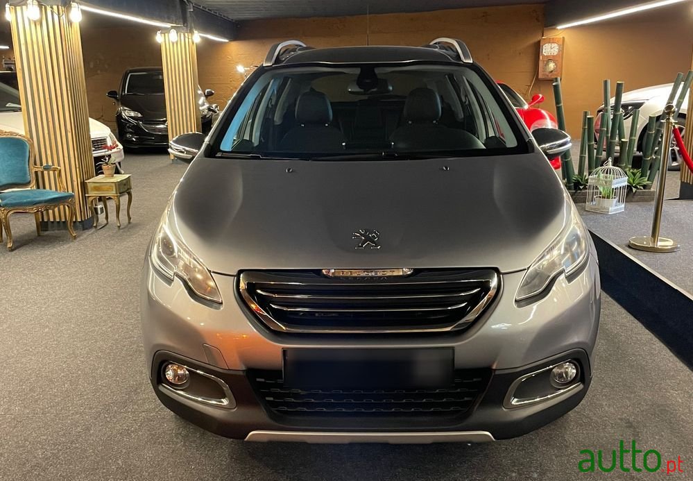 2016' Peugeot 2008 photo #2