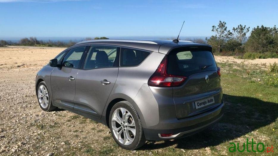 2017' Renault Grand Scenic photo #1