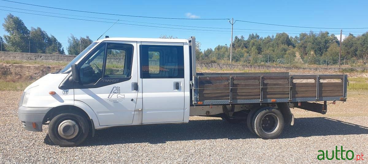 2009' Ford Transit photo #2