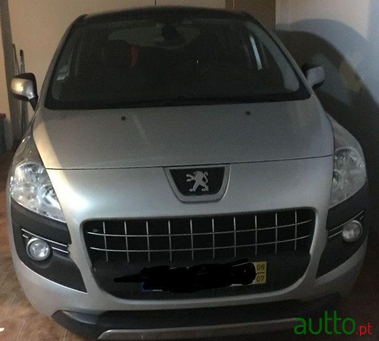 2009' Peugeot 3008 1.6 Hdi Premium photo #1