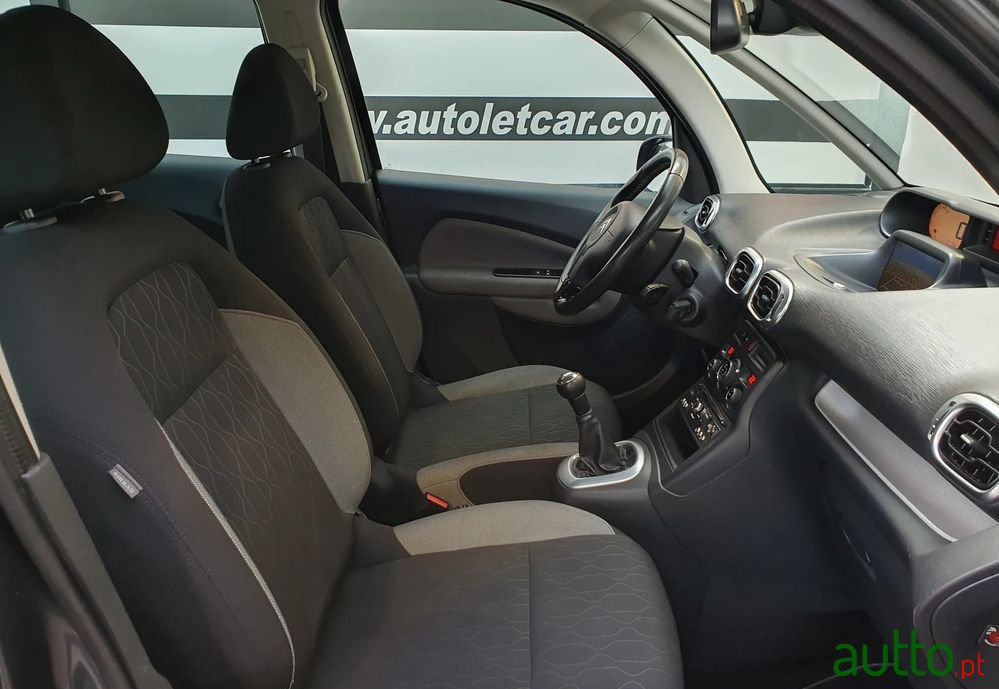 2014' Citroen C3 Picasso photo #3