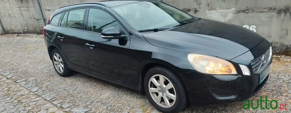 2012' Volvo V60 photo #4