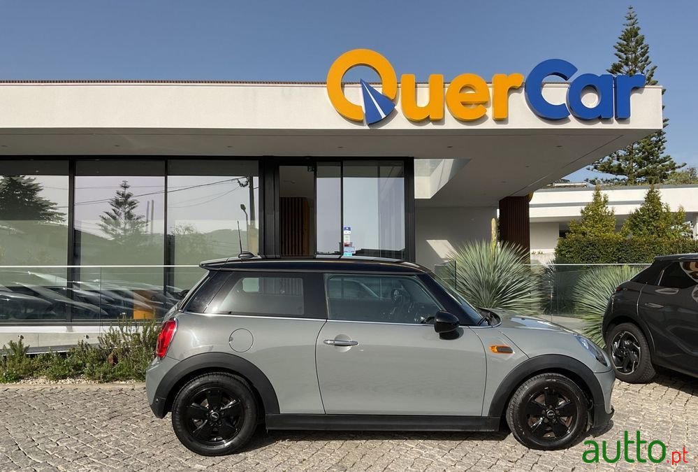 2015' MINI One D 3 Portas photo #6