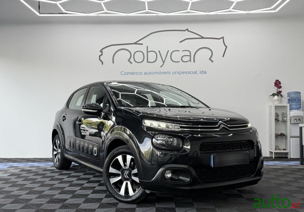 2020' Citroen C3 1.2 Puretech Feel photo #3