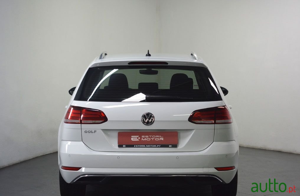 2019' Volkswagen Golf Variant photo #4
