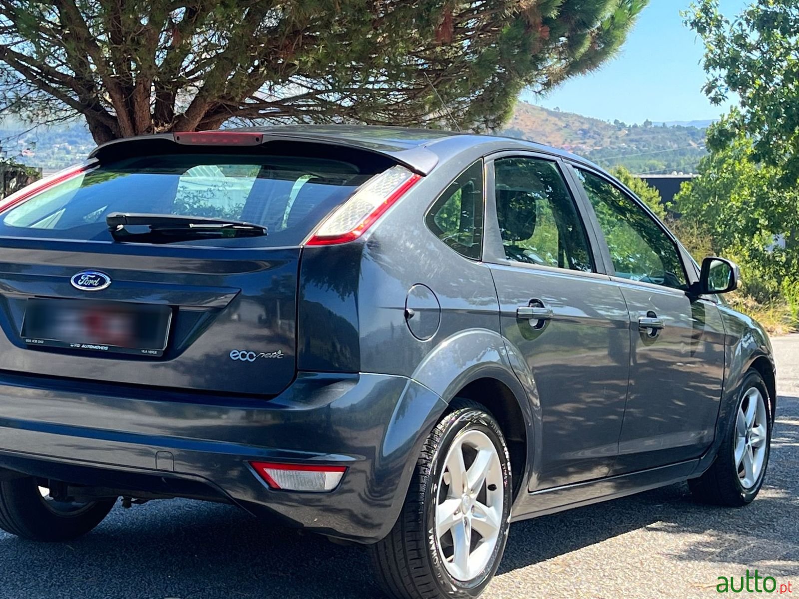 2009' Ford Focus photo #2