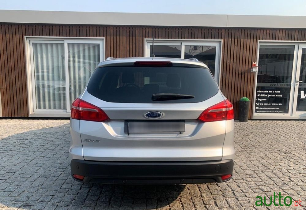 2017' Ford Focus Sw photo #5