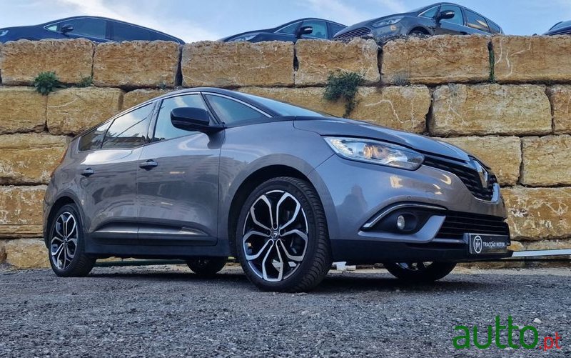 2019' Renault Grand Scenic photo #5