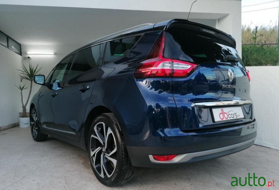 2017' Renault Grand Scenic photo #2