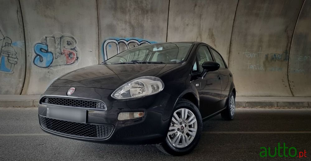 2017' Fiat Punto photo #1