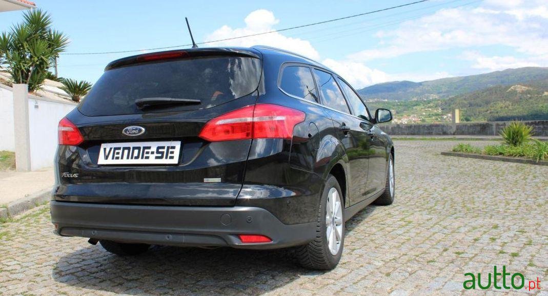 2017' Ford Focus Sw Titanium photo #2