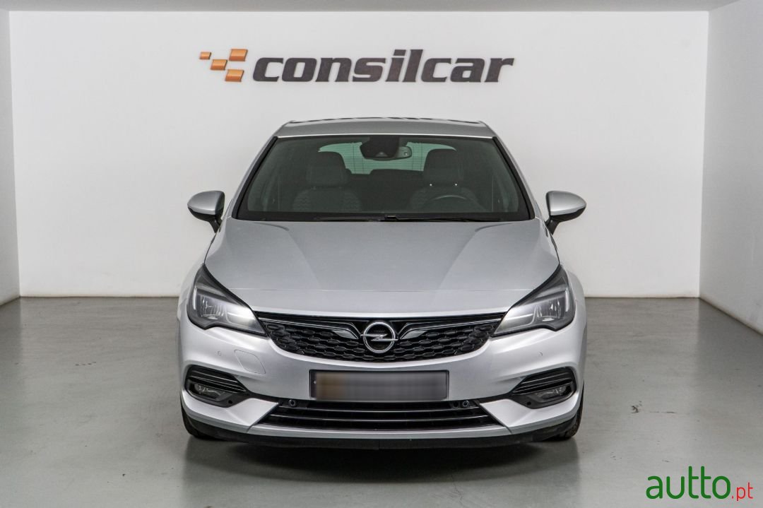 2021' Opel Astra photo #2