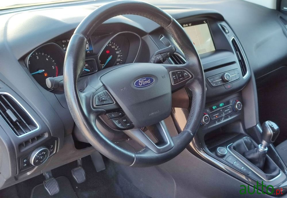 2017' Ford Focus 1.5 Tdci Titanium photo #3