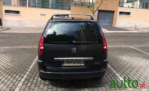 2008' Peugeot 807 photo #1