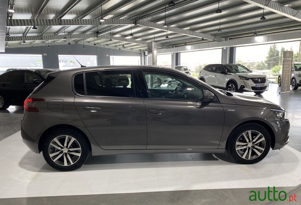 2021' Peugeot 308 photo #5