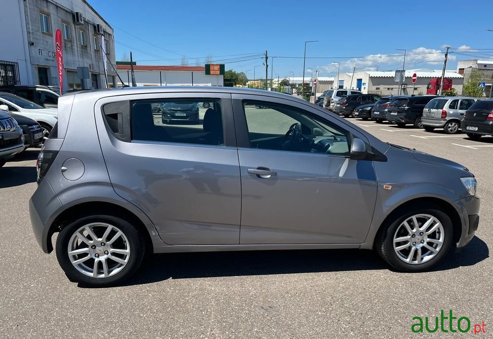 2011' Chevrolet Aveo 1.2 Ls photo #6