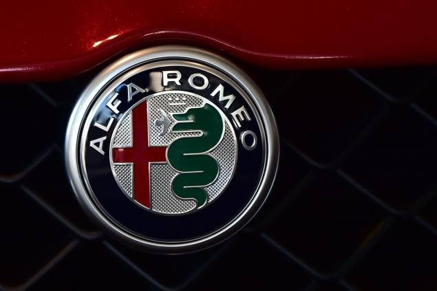 Alfa Romeo Stelvio and Giulia EVs confirmed for 2025 and 2026