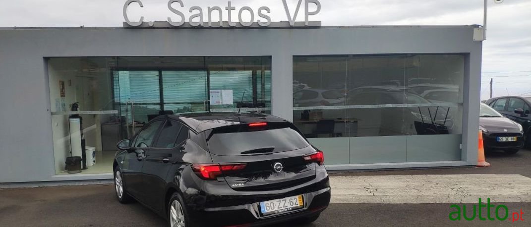 2020' Opel Astra photo #1
