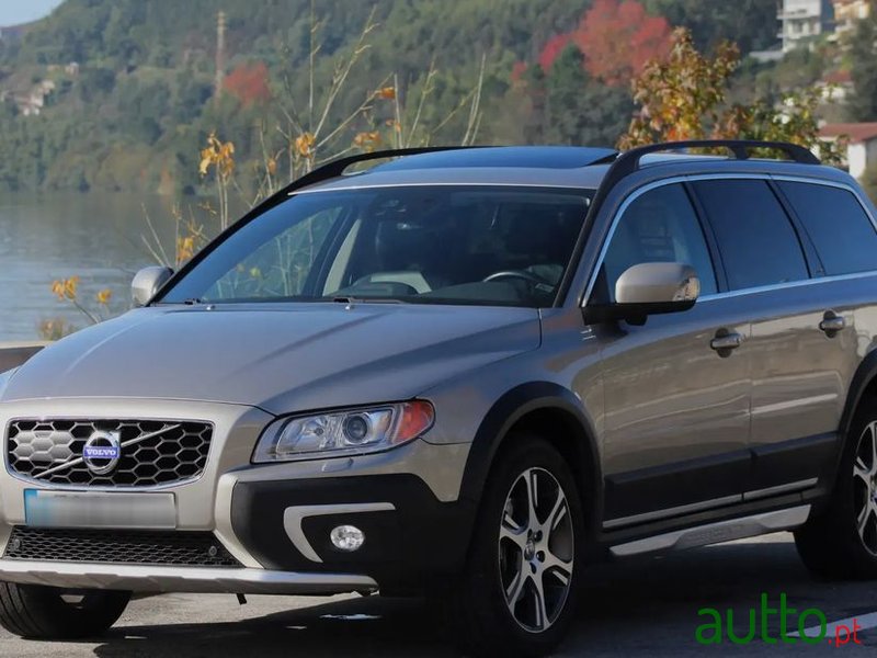 2014' Volvo Xc 70 photo #1