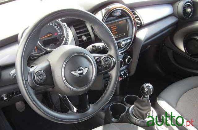 2016' MINI One photo #2