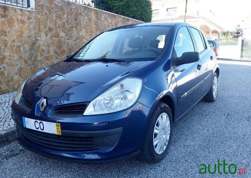 2006' Renault Clio Iii 1.2I 16V Confort photo #1