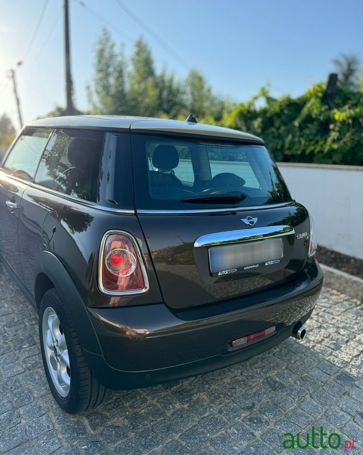 2012' MINI Cooper D 3 Portas photo #4