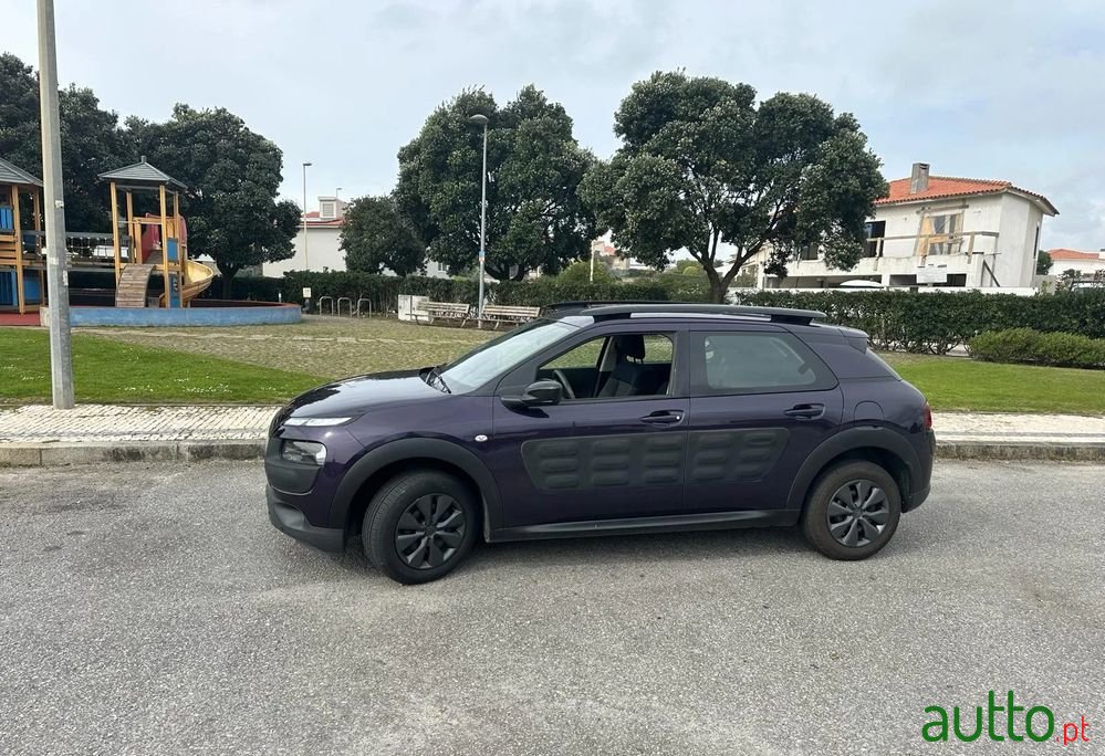 2015' Citroen C4 Cactus photo #2