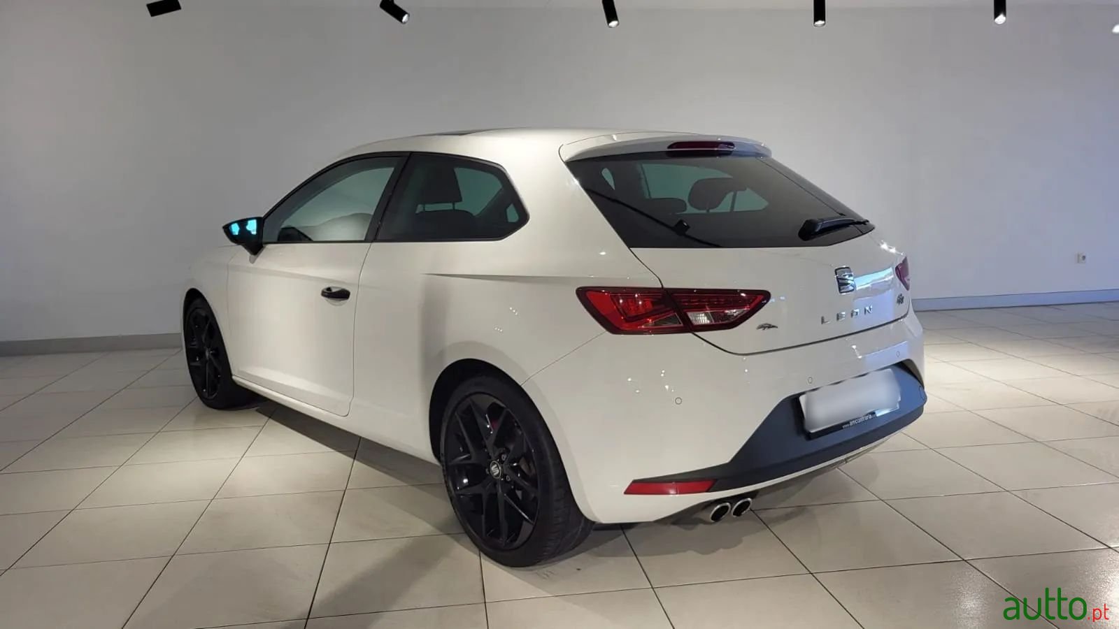 2016' SEAT Leon photo #5