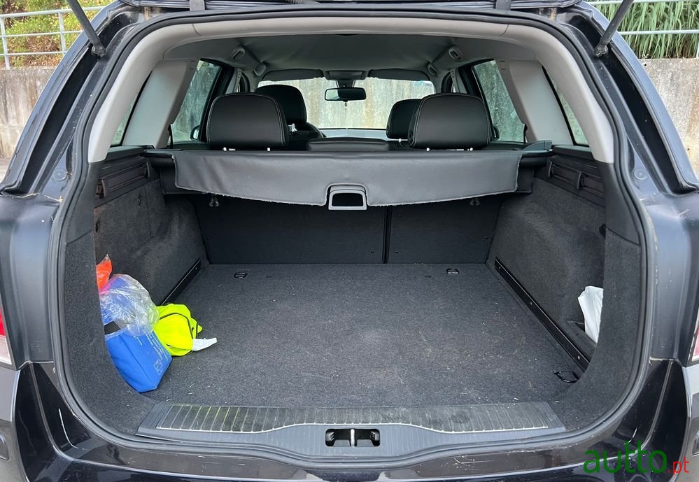 2008' Opel Astra 1.4 Cosmo photo #5