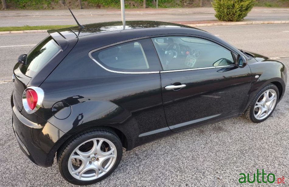 2010' Alfa Romeo MiTo photo #3