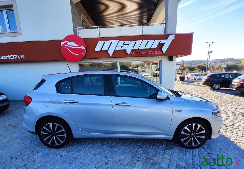2017' Fiat Tipo photo #1