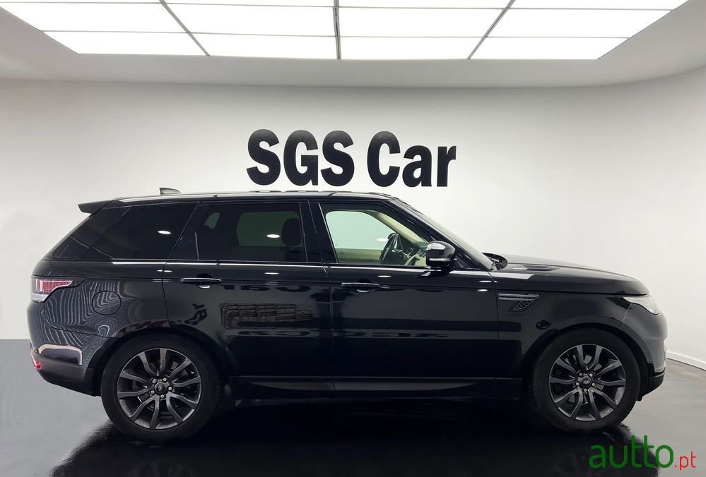 2017' Land Rover Range Rover Sport photo #5