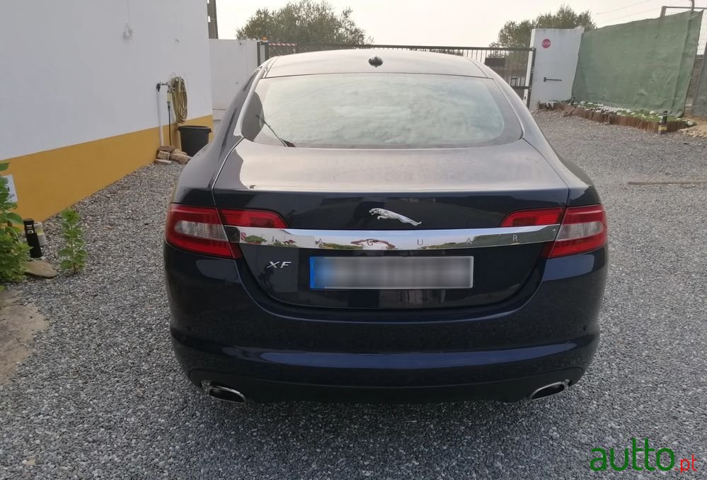 2008' Jaguar XF photo #2