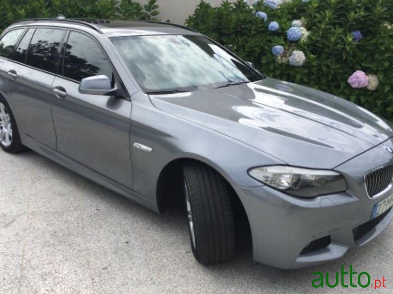 2011' BMW 520 D Touring Pack M Original photo #2