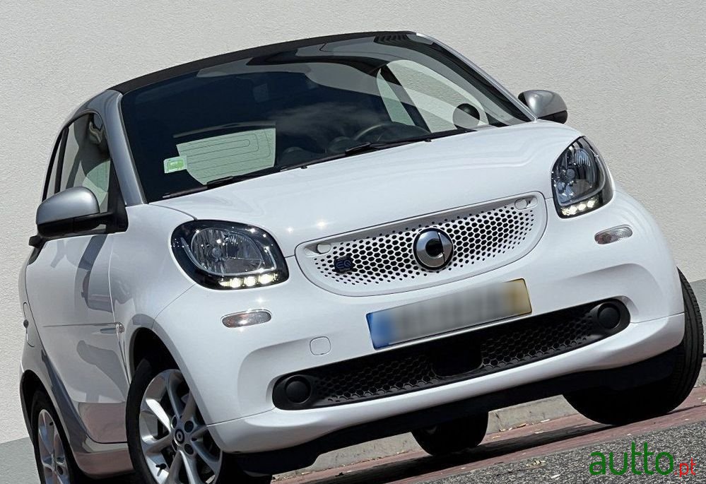 2018' Smart Fortwo photo #1