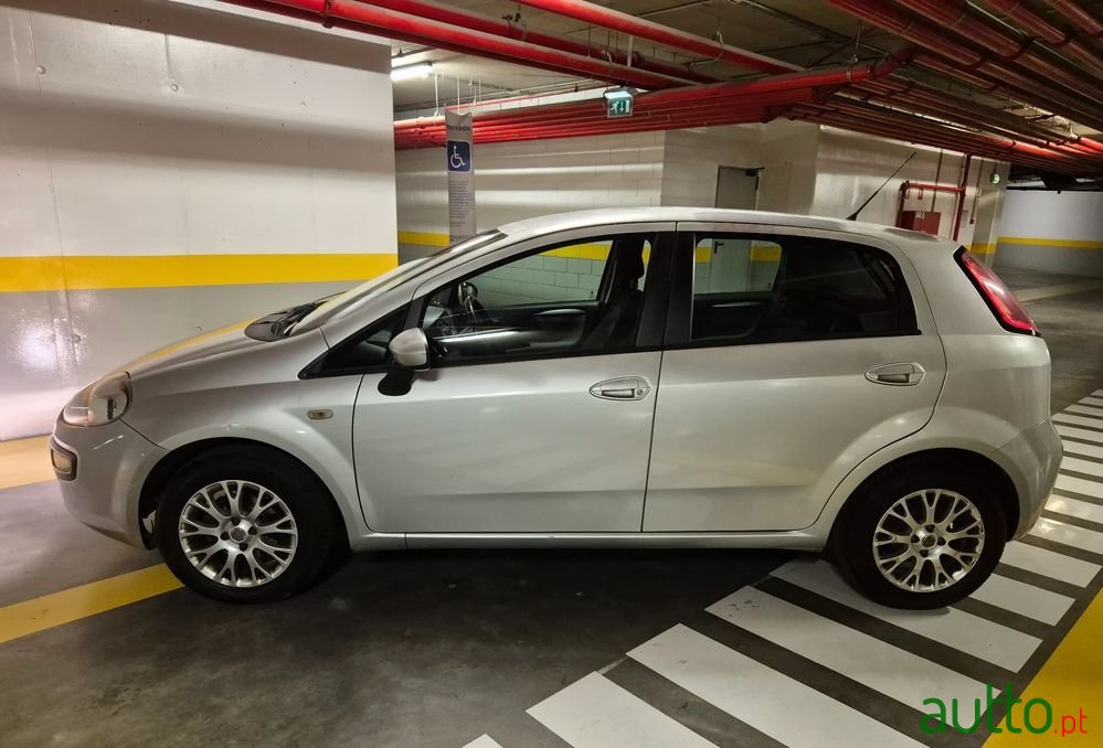 2010' Fiat Punto Evo 1.2 Dynamic photo #2