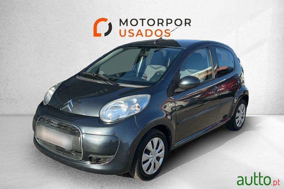 2010' Citroen C1 1.0 Attraction photo #1