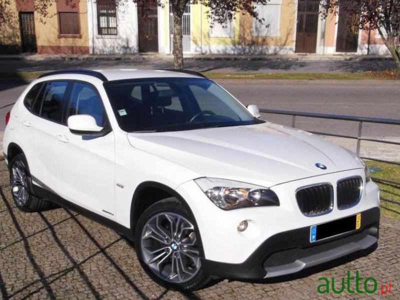 2012' BMW X1 18 D Sdrive photo #1