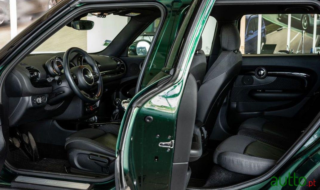 2017' MINI Clubman One D photo #3