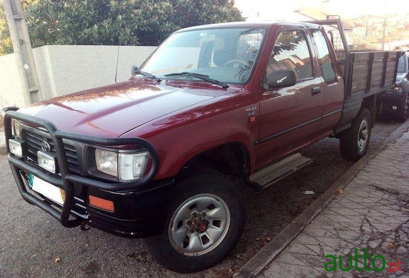 1996' Toyota Hilux photo #3
