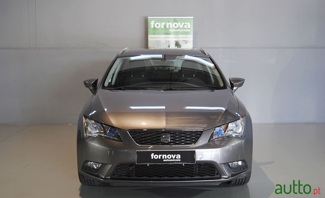 2014' SEAT Leon-St photo #2