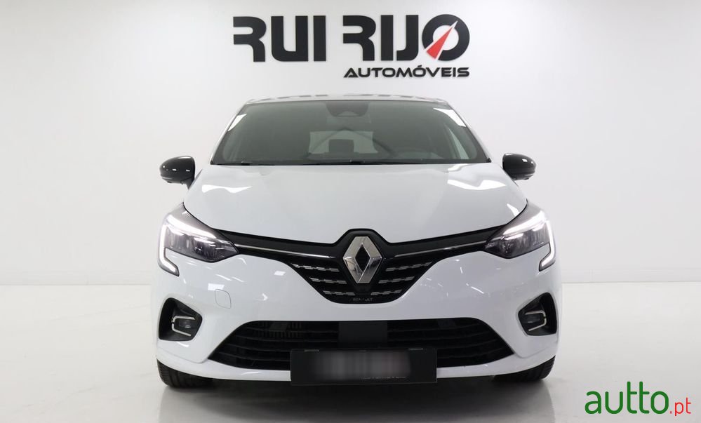 2023' Renault Clio photo #6