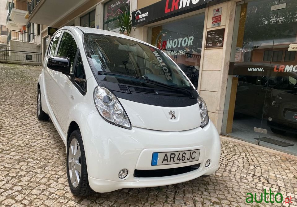 2017' Peugeot Ion photo #2