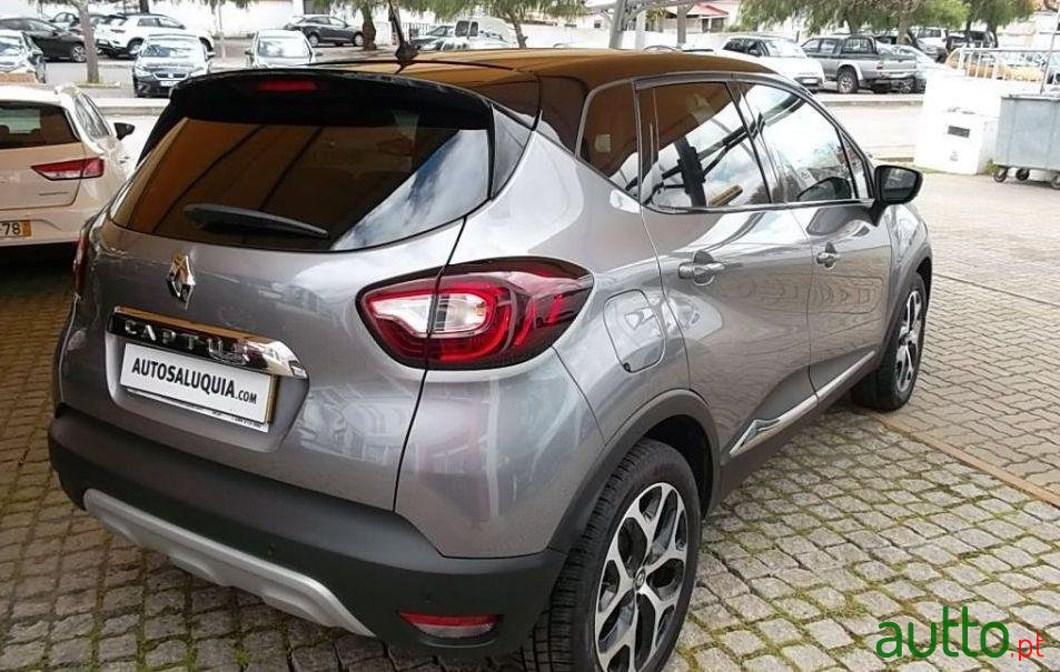 2019' Renault Captur photo #4