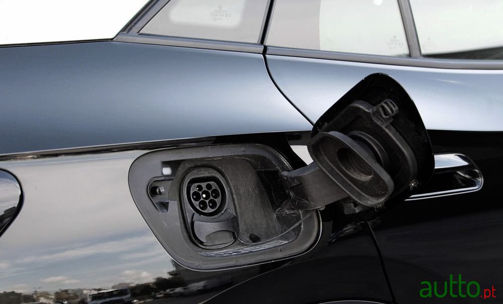 2023' Volkswagen ID.5 photo #6