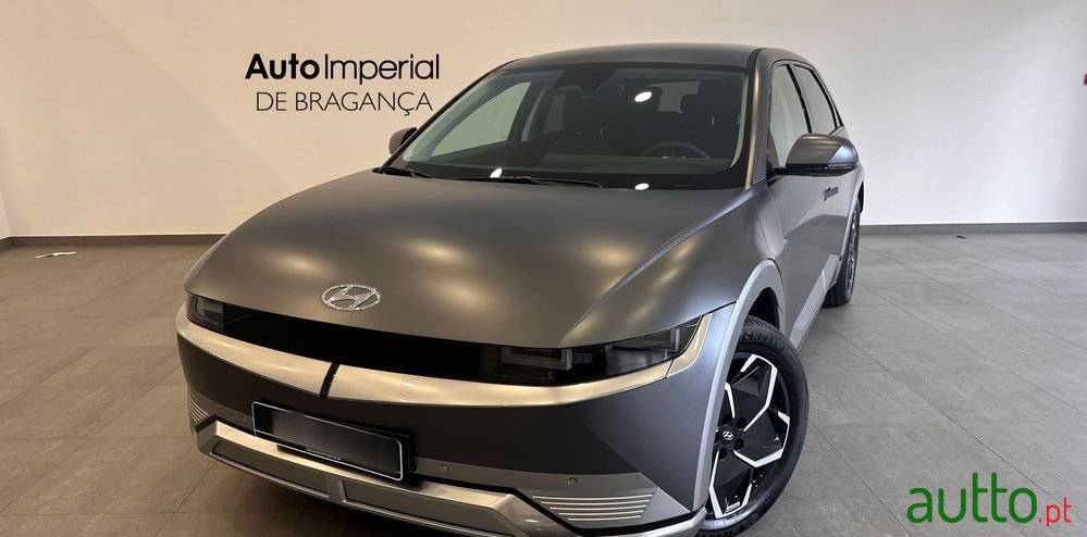 2024' Hyundai Ioniq 5 photo #1