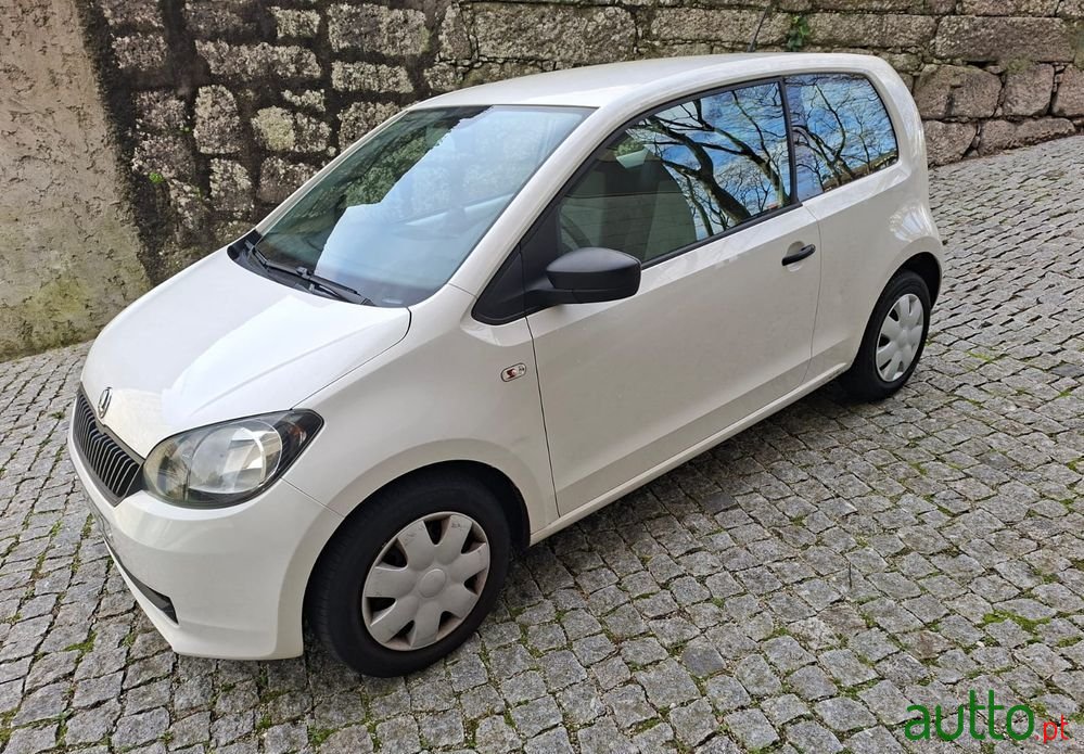 2014' Skoda Citigo 1.0 Ambition photo #2