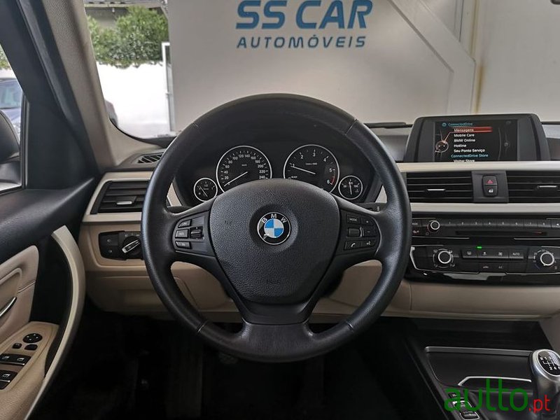 2015' BMW 318 Advantage photo #3